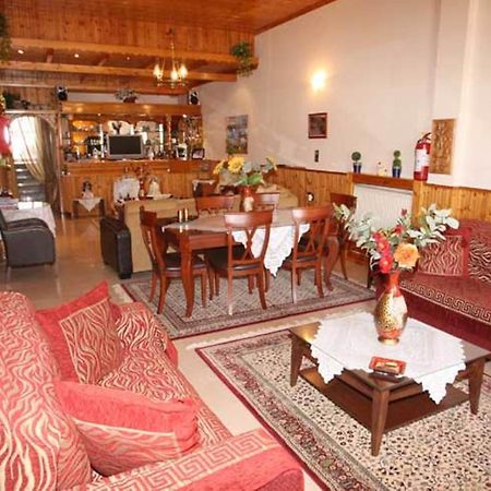 Filoxenia Hotel Konitsa Bagian luar foto