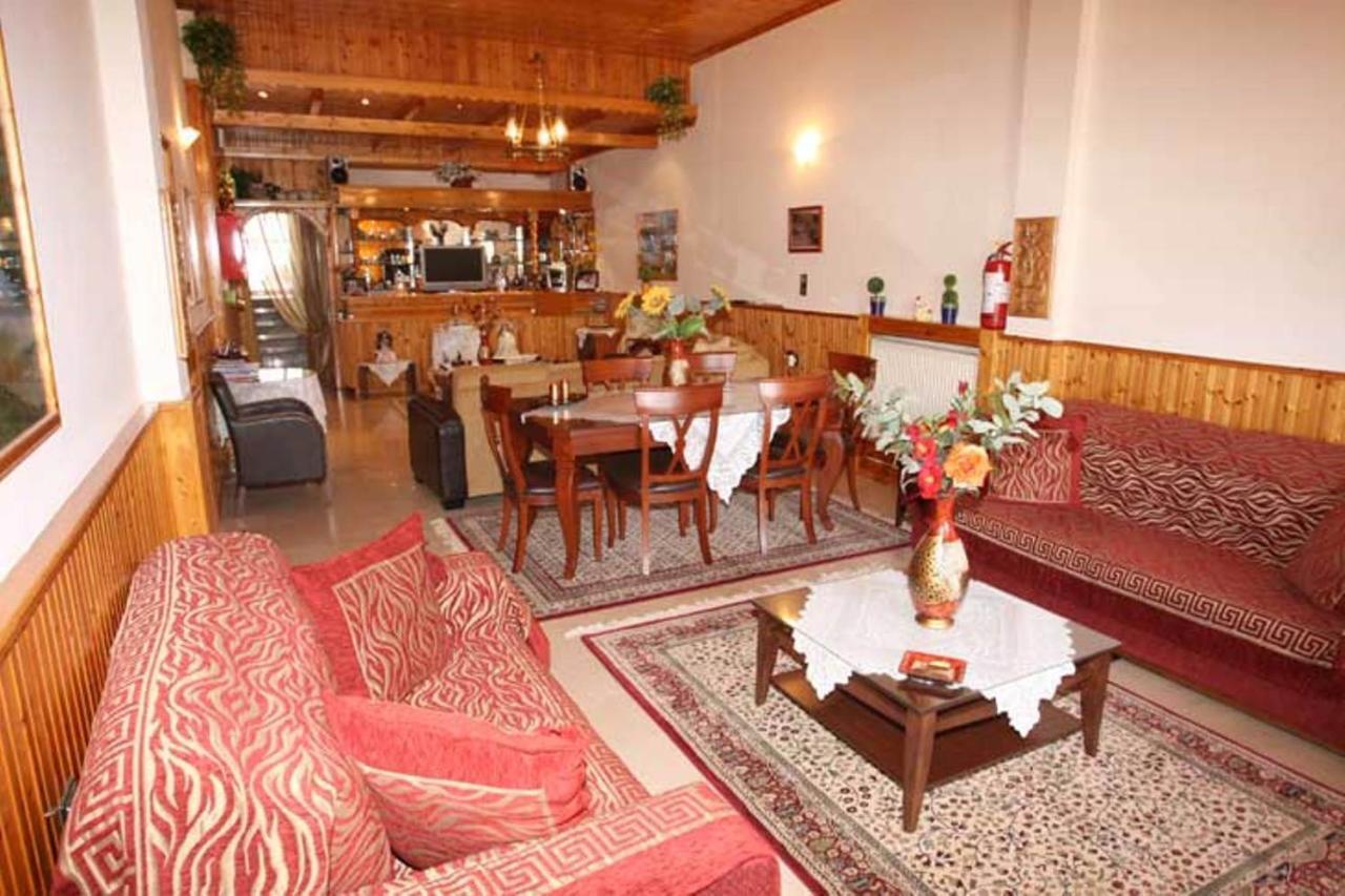 Filoxenia Hotel Konitsa Bagian luar foto