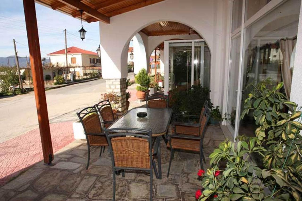 Filoxenia Hotel Konitsa Bagian luar foto